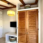 Casa Oliva * Торевьиа